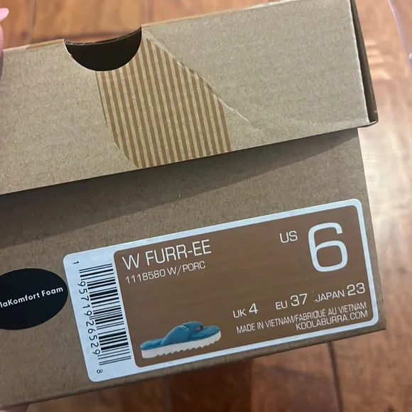 KOOLABURRA BY UGG Women's Furr-ee Sandals - Picture 3 of 4